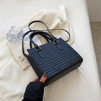 Petit sac à main carré uni à motif gaufré d'été 