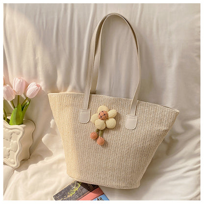 Women Fashionable Straw Woven Three-Dimensional Floral Large Capacity Tote Bag