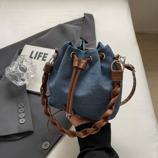 Sac seau en denim à cordon de serrage personnalisé et tendance 
