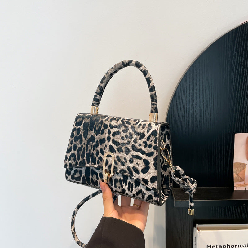 Simple Fashion Leopard Shoulder Bag