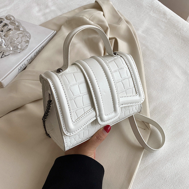 Sac messager à chaîne de couleur unie pour femme