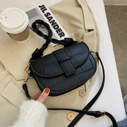 Simple Solid Color Clap Shoulder Bag