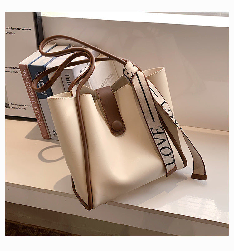Women Fashionable Large Capacity PU Tote Bag