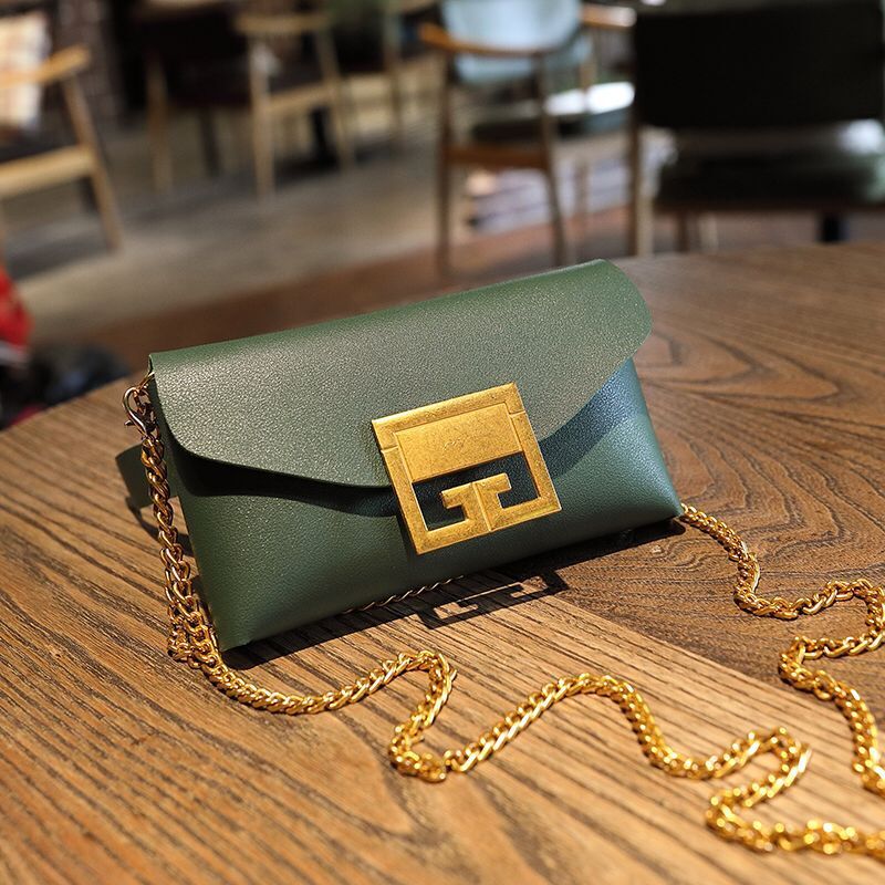 Sac banane vintage en PU avec boucle à rabat et motif serpent pour femme 