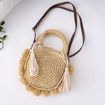 Sac à main en paille tissée avec pendentif pompon simple et tendance 