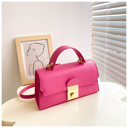 Sac à bandoulière à rabat en PU de couleur unie pour femme