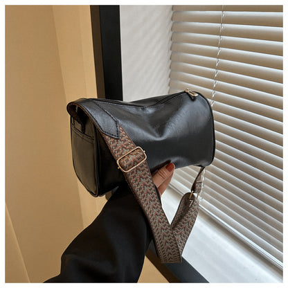 Women Fashion Retro Solid Color Baguette Shoulder Bag