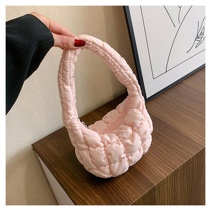 Mini sacs à main tendance à carreaux plissés et nuages ​​de couleur unie 