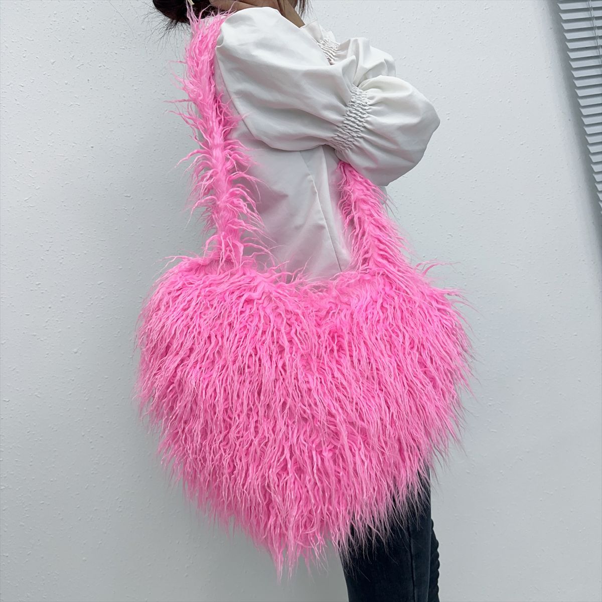Sac à bandoulière en peluche en forme de cœur pour femme, mignon et tendance, couleur unie, hiver 