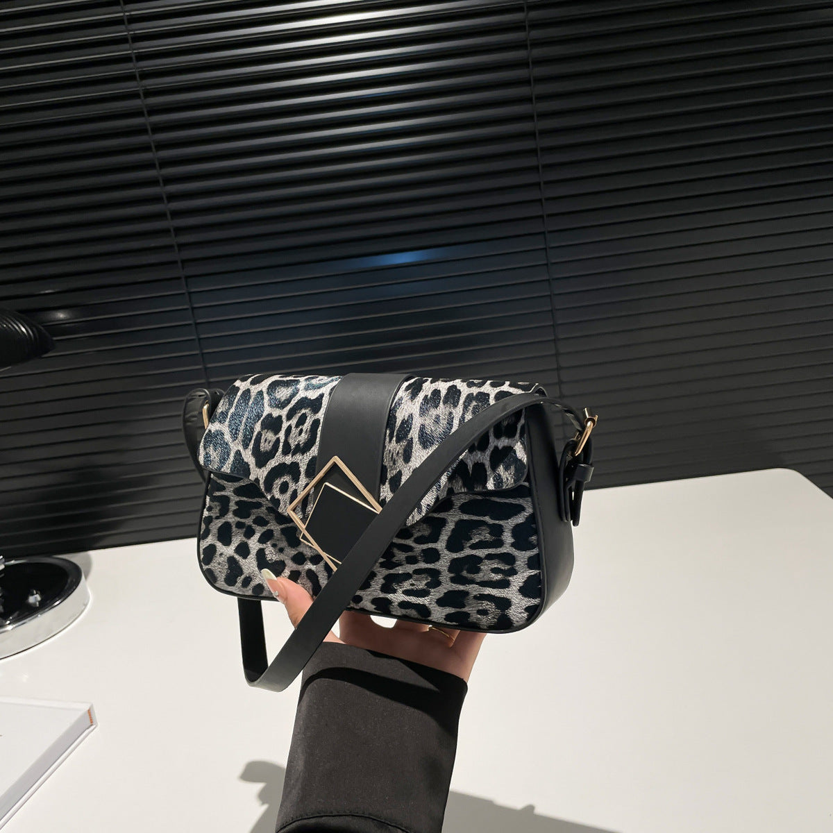 Sac à bandoulière décontracté à imprimé léopard pour femme 