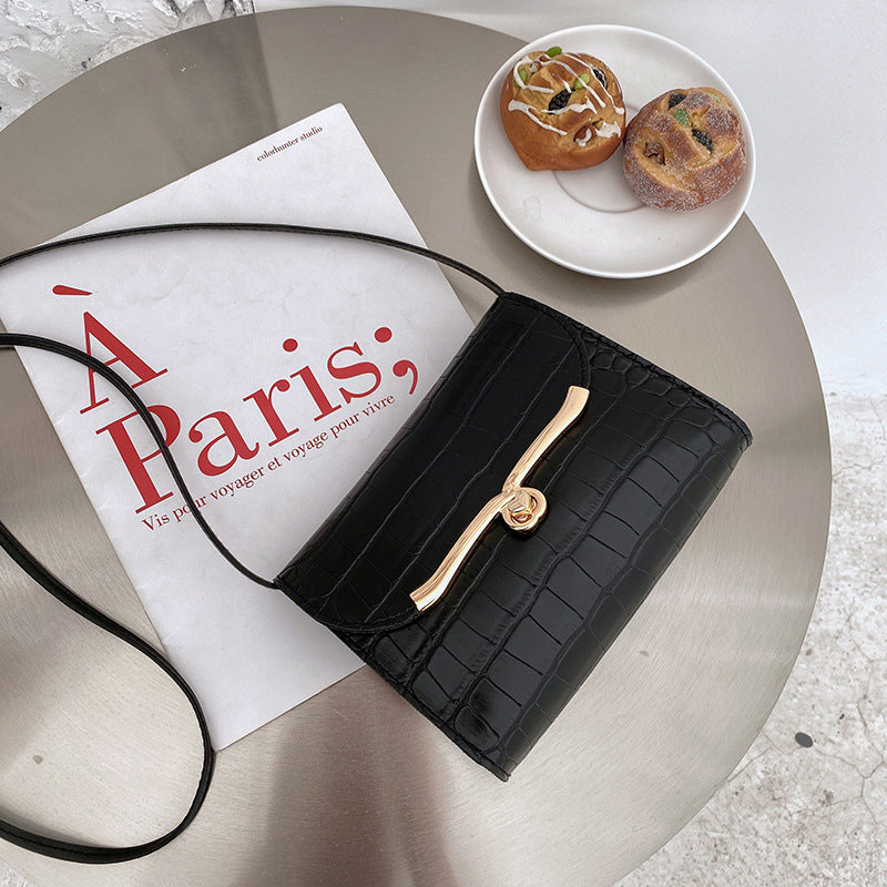 Sac à bandoulière en PU à motif crocodile et boucle à rabat pour femme 