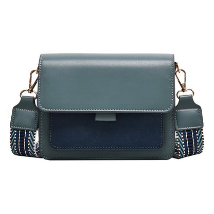 Sac à bandoulière contrasté de style ethnique distinctif avec ceinture colorée 