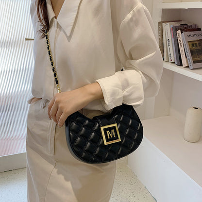 Sac à bandoulière simple matelassé à rabat et chaîne pour femme 