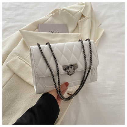 Sac à bandoulière carré vintage avec chaîne en diamant 