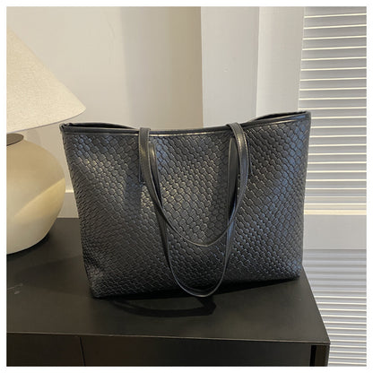 Women Fashionable Solid Color Woven Large Capacity Tote Bag