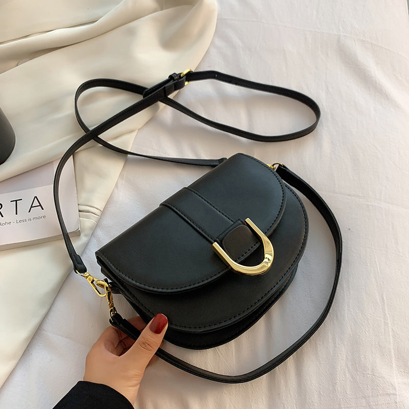 Sac à bandoulière demi-rond à rabat en PU pour femme, couleur unie, tendance 