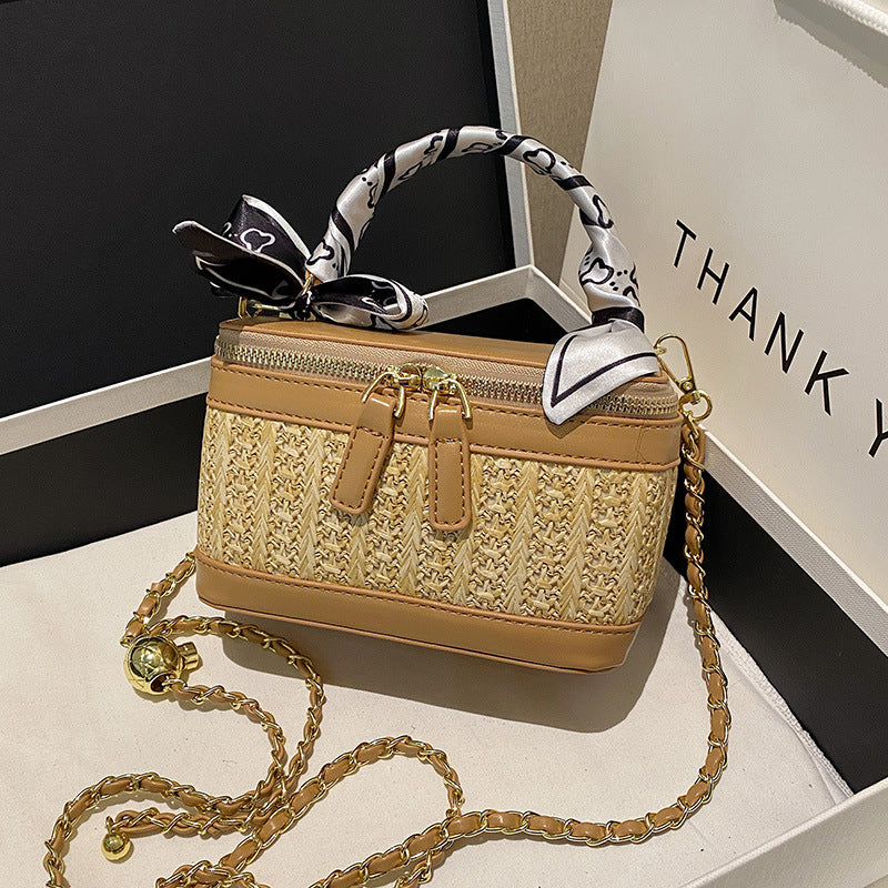 Sac à bandoulière carré tissé à la mode pour femme avec chaîne et fermeture éclair 