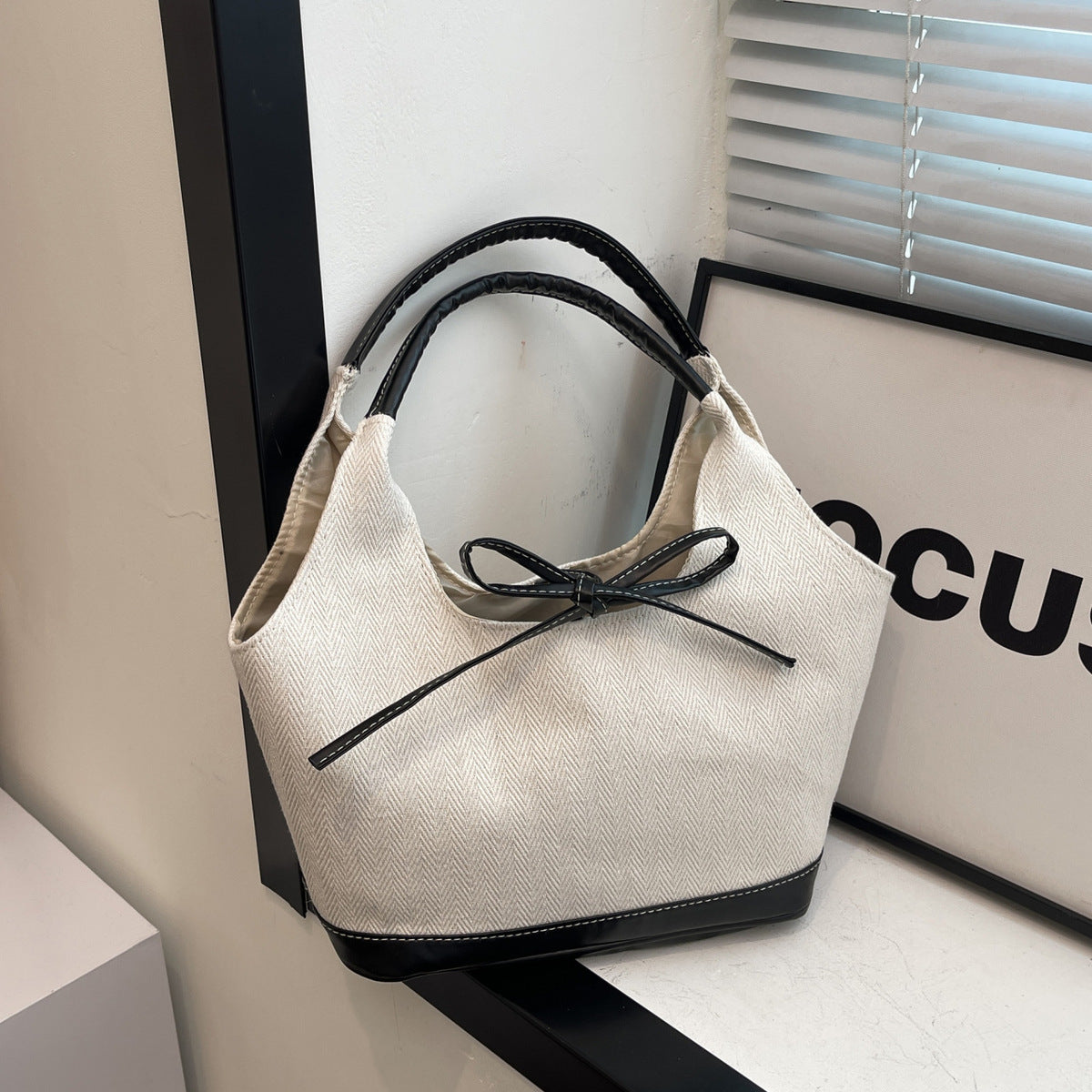 Sacs à main en toile denim avec nœud tendance, grande capacité 