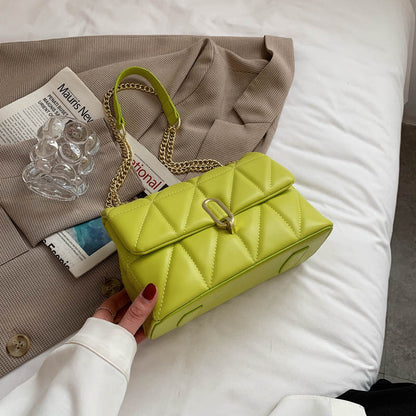 Sac à bandoulière en PU de couleur unie pour femme, design chic à rabat et boucle 