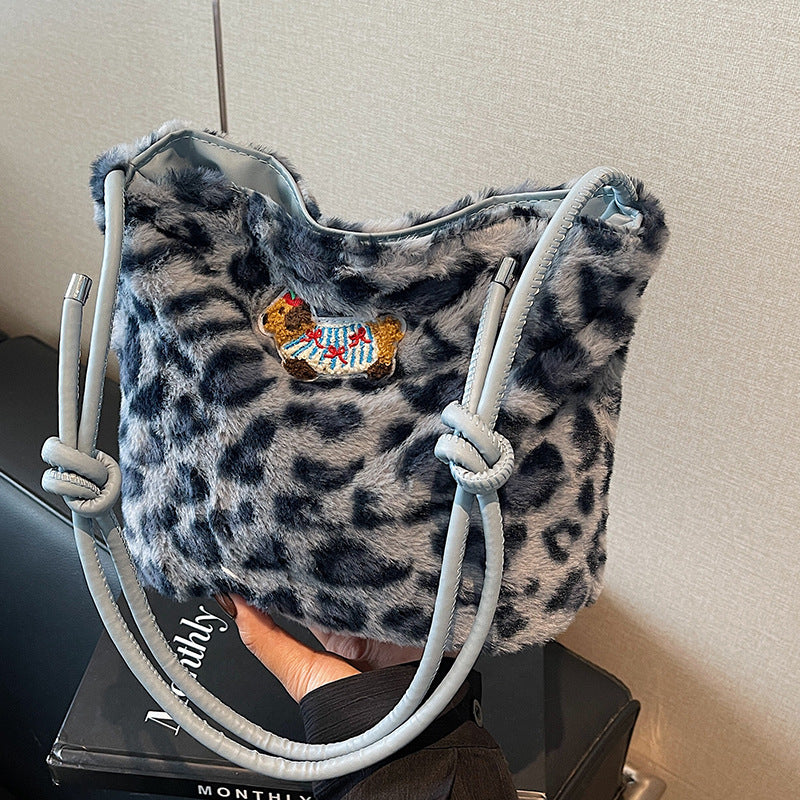 Sac à bandoulière en peluche léopard grande capacité pour femme 
