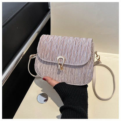 Sac à bandoulière à rabat froissé pour femme, simple et tendance, pour l'été 