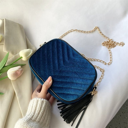 Women Chic Chain Stitching Design Solid Color Tassel Decoration Crossbody Bag