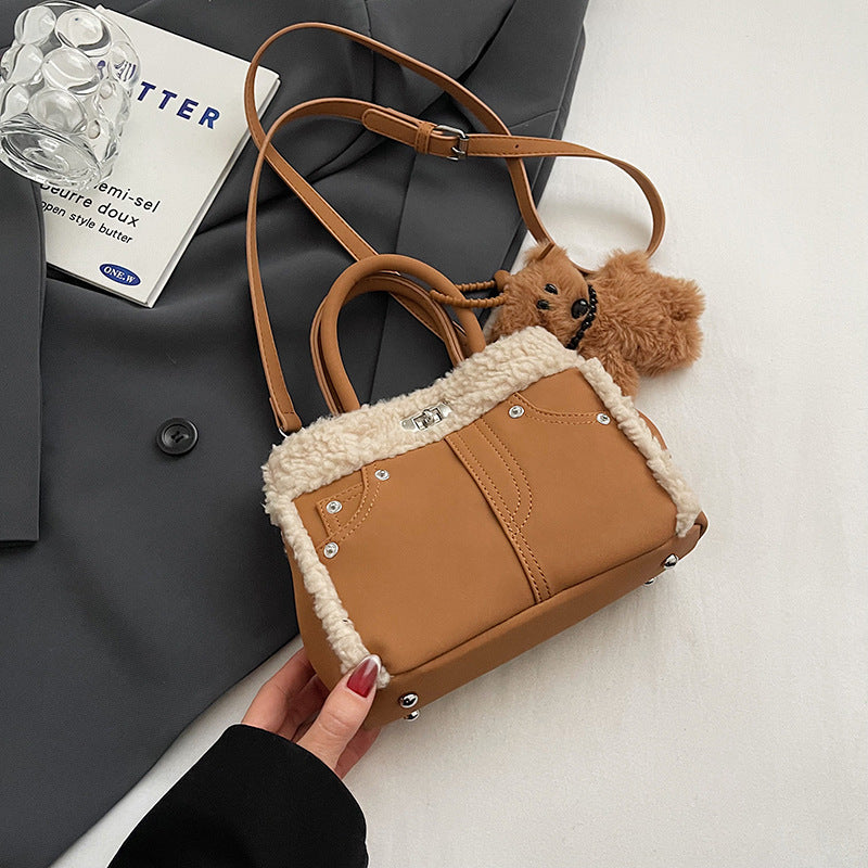 Women Fashion Casual Large Capacity Plush Handbag