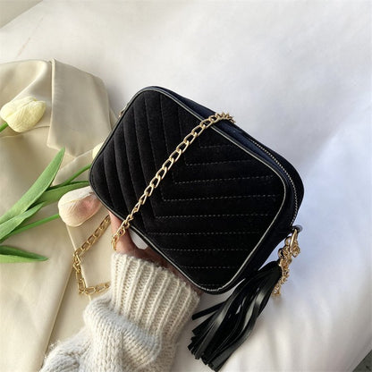 Women Chic Chain Stitching Design Solid Color Tassel Decoration Crossbody Bag