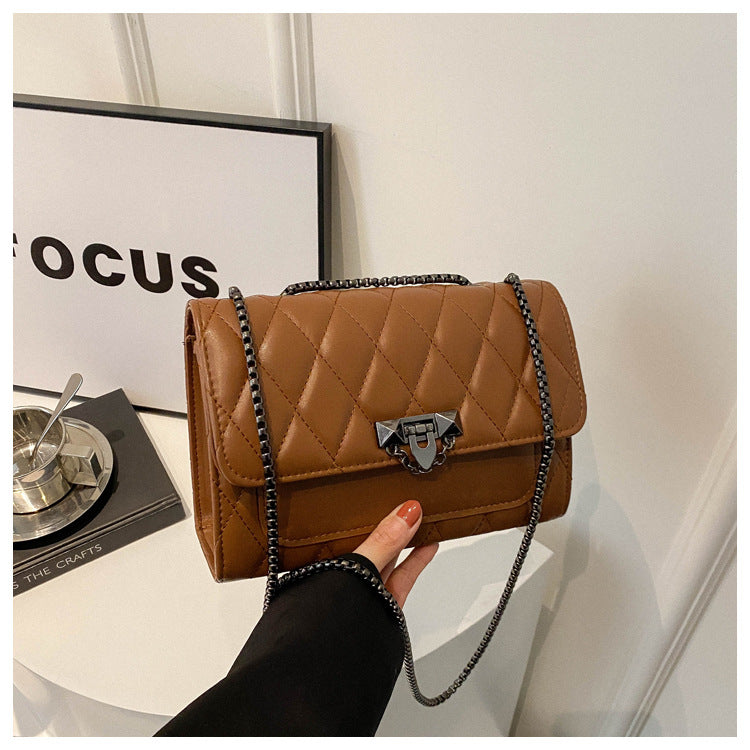 Sac à bandoulière carré vintage avec chaîne en diamant 