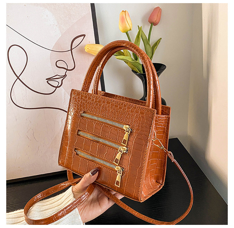 Women Fashion Casual Simple Solid Color Zipper Handbag