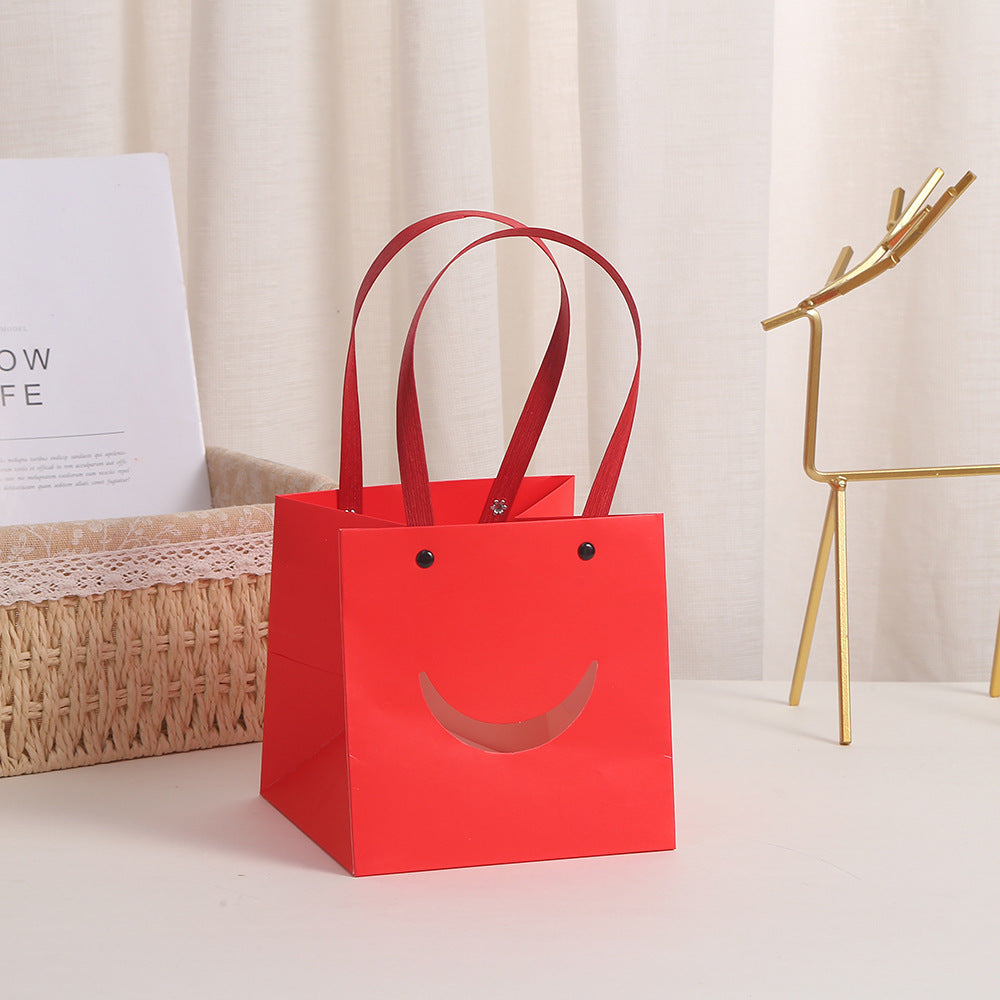 Sac d'emballage cadeau carré en papier kraft transparent, simple et tendance 