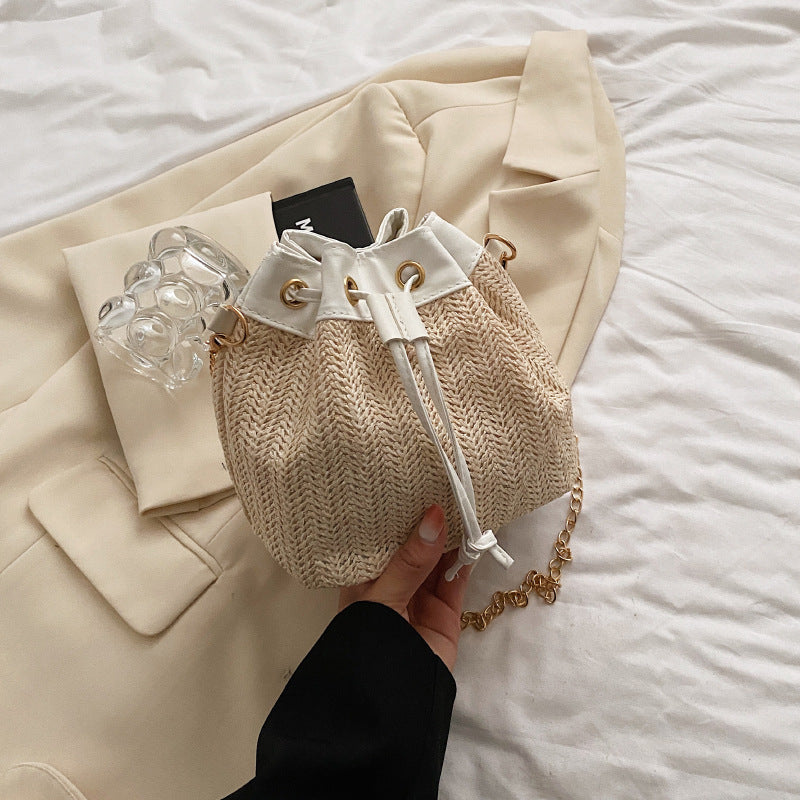 Sac à bandoulière tendance pour femme, couleur unie, avec cordon de serrage et chaîne 