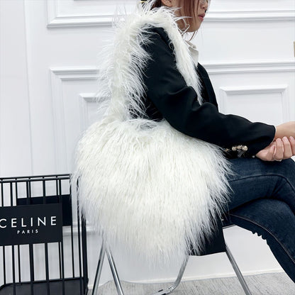 Sac à bandoulière en peluche en forme de cœur pour femme, mignon et tendance, couleur unie, hiver 