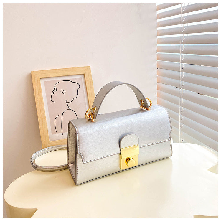 Sac à bandoulière à rabat en PU de couleur unie pour femme