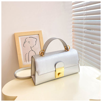 Sac à bandoulière à rabat en PU de couleur unie pour femme