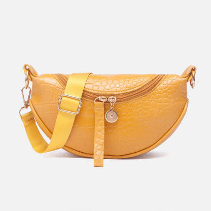 Women Vintage Zipper Design Crocodile Pattern PU Saddle Bag
