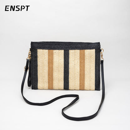 Sac à pompons ethnique tissé tendance pour femme 
