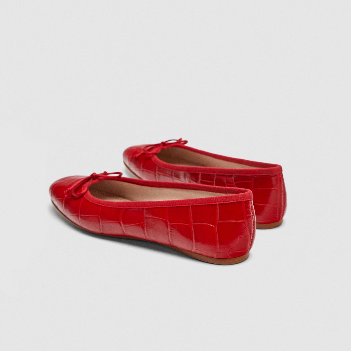 Red Crocodile Embossed Round Toe Bow Embellished Women's Ballet Flats