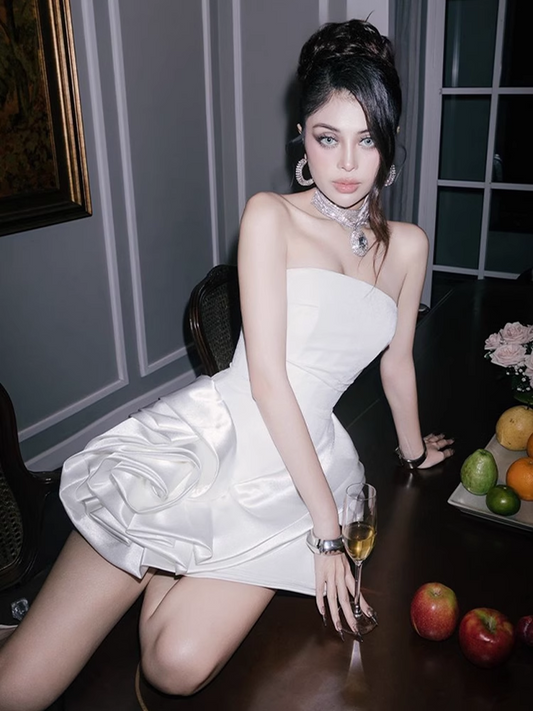 Elegant White Bodycon Ruffled Hem Design A-line Satin Strapless Party Dress Homecoming Dress TP3824