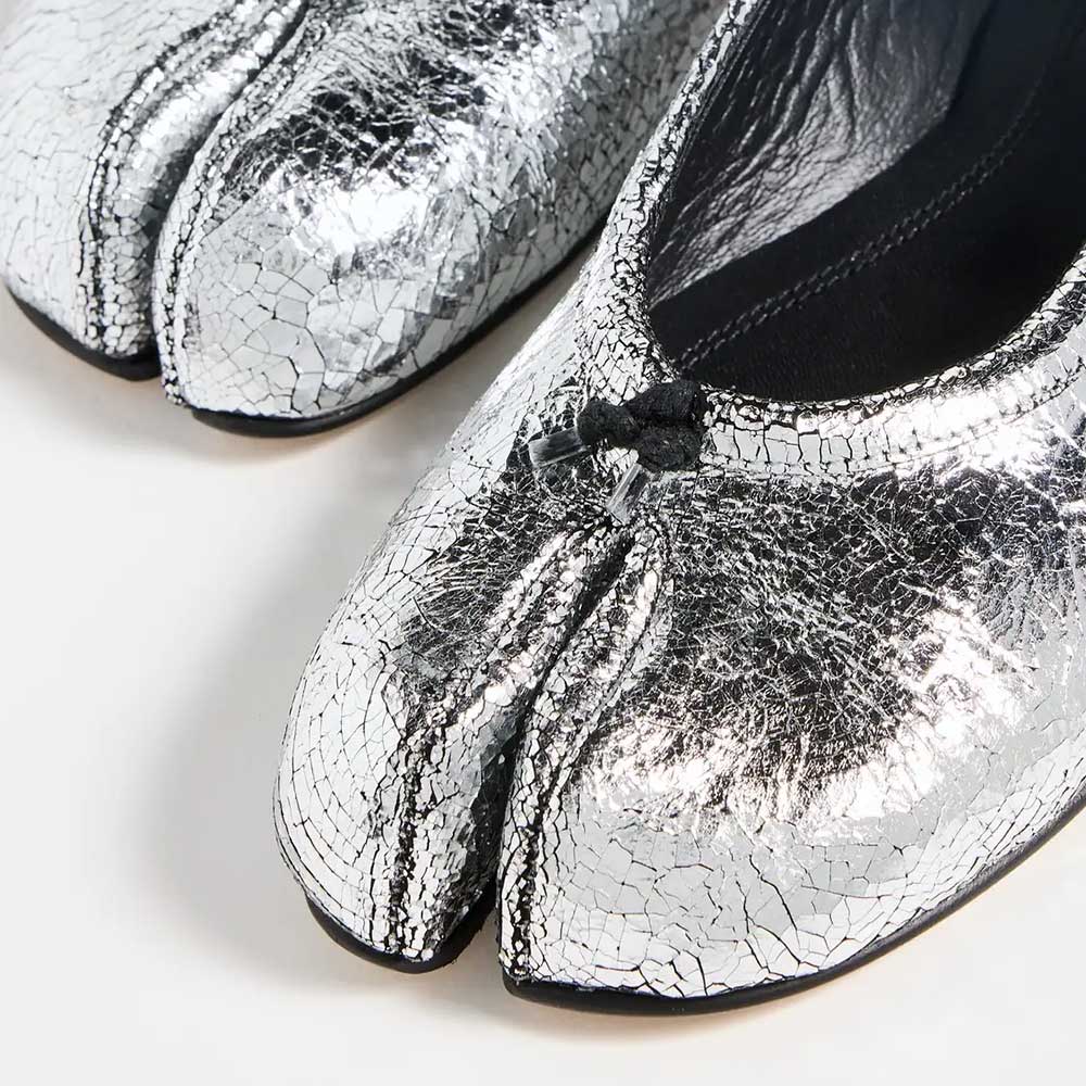 Silver Crinkled Metallic Split Round Toe Flats with Decorative Knot