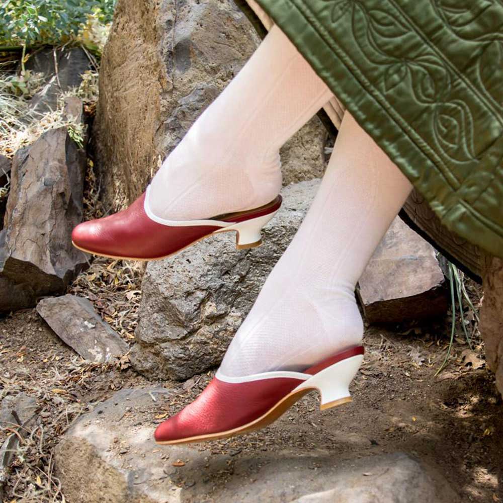 Women's Maroon & White Round Toe Spool Heel Vintage Mules Shoes