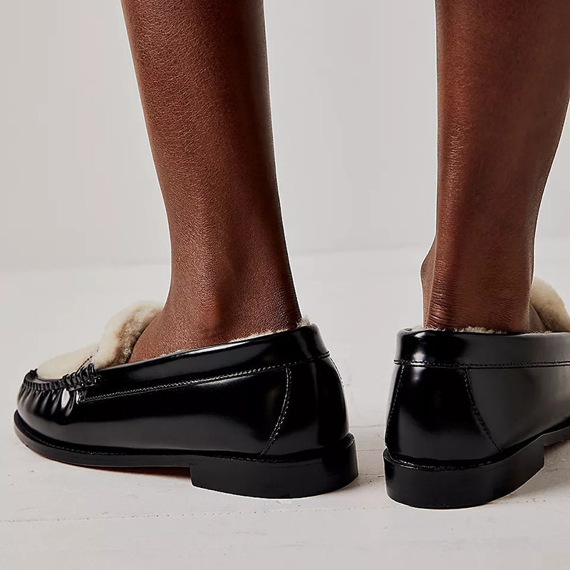 Black & Ivory Round Toe Winter Flats Furry Penny Loafers Women