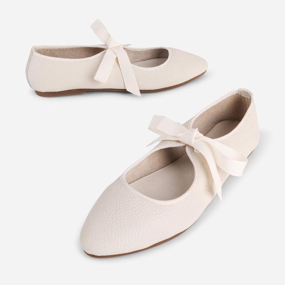 Ivory Closed-Toe Lace-Up Casual Ballet Flats with Straps