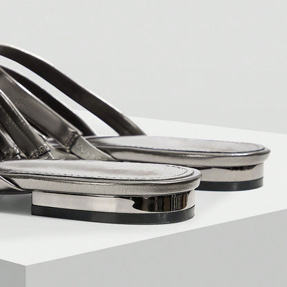 Women's Woven Metallic Finish Pointed Toe Flat Mules Sandals in Gray