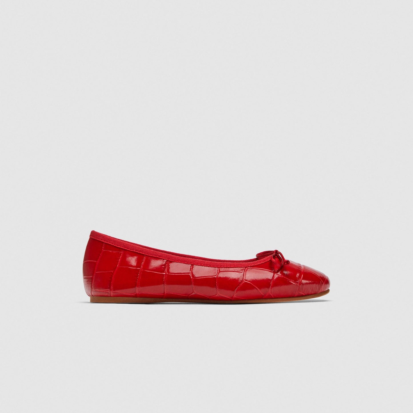 Red Crocodile Embossed Round Toe Bow Embellished Women's Ballet Flats