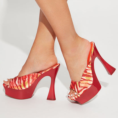 Women's Red Square Toe Flared Heel Printed Platform Mules