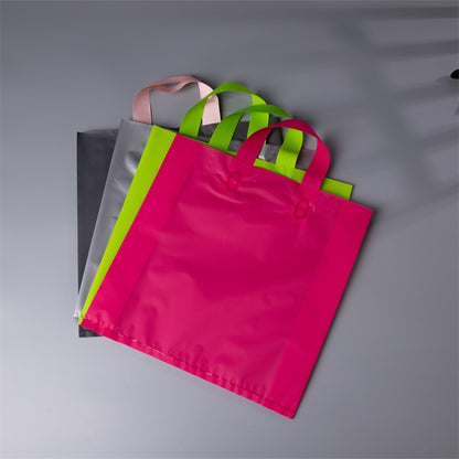 Sac fourre-tout en plastique givré multicolore simple pour cadeau de courses