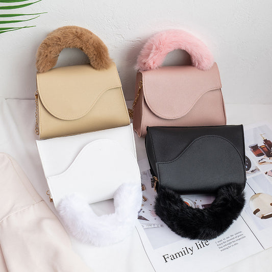 Sac à main en peluche de couleur unie tendance 