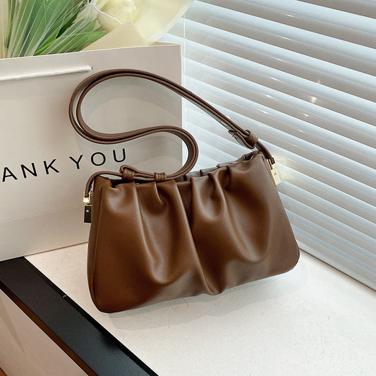 Sac à main plissé tendance de couleur unie avec nuages 