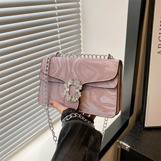 Sac à bandoulière carré tendance avec strass 